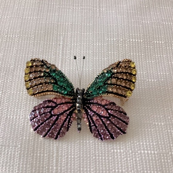 Butterfly Rhinestone Gold Tone Brooch - Picture 1 of 2
